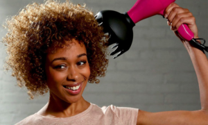 Using a Diffuser in a Way It Doesn’t Ruin Your Curls